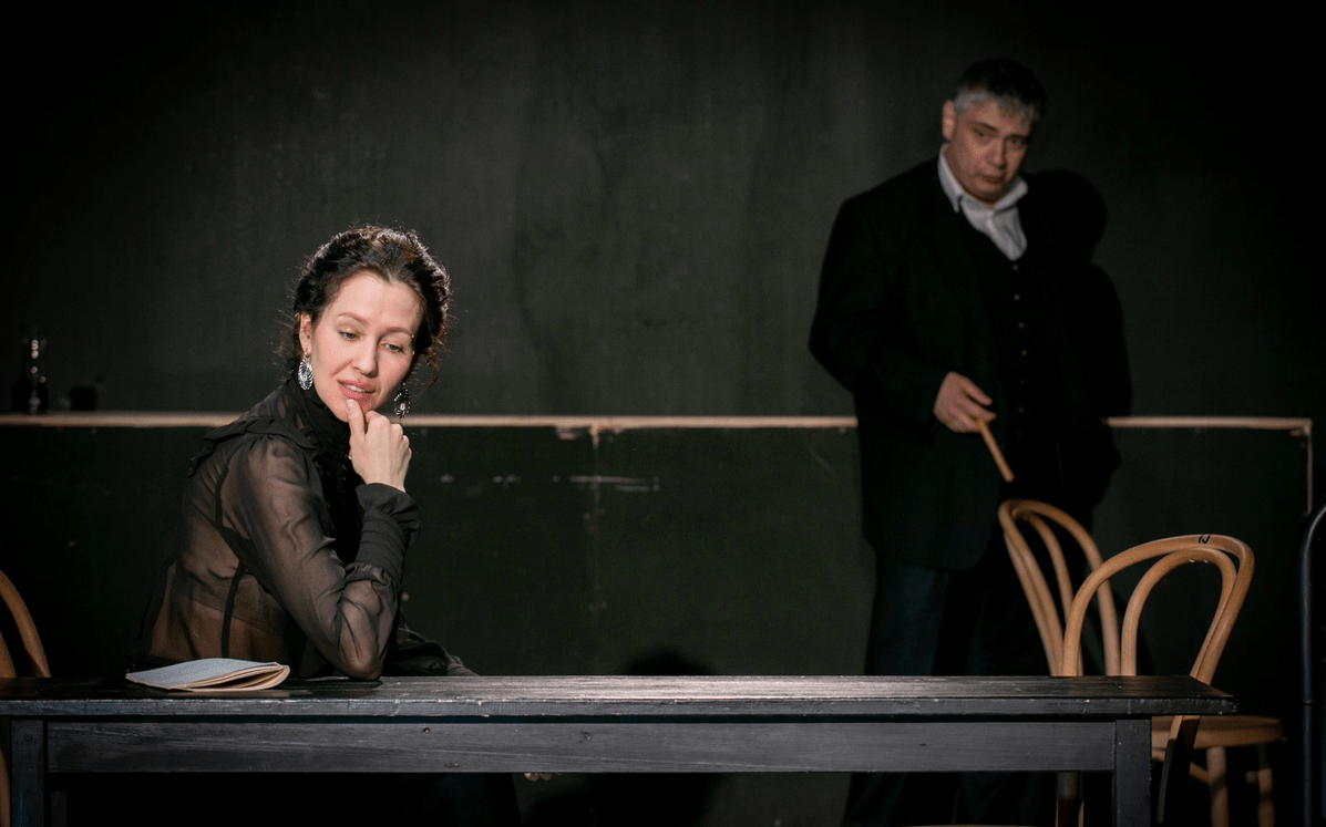 Обыкновенная история